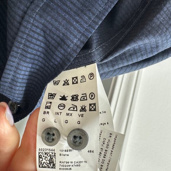 Hugo by Hugo Boss Slim Fit Dark Blue Button Up Dress Shirt, Size Large - Picture 4 of 6